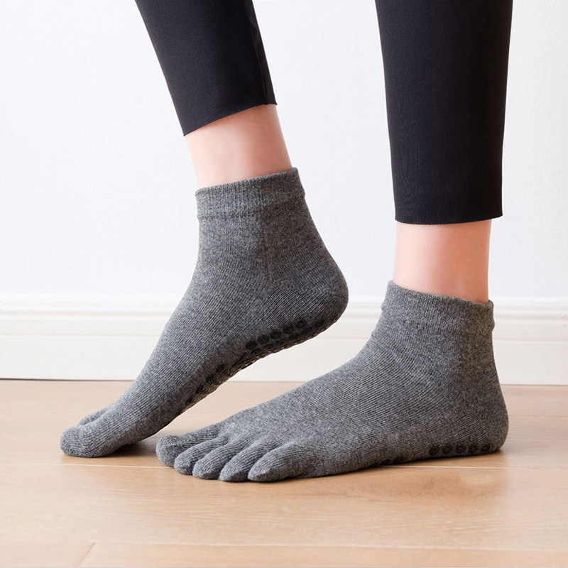 Anti-Slip Women Pilates Socks  - No Show Sock Women ulasan dan harga