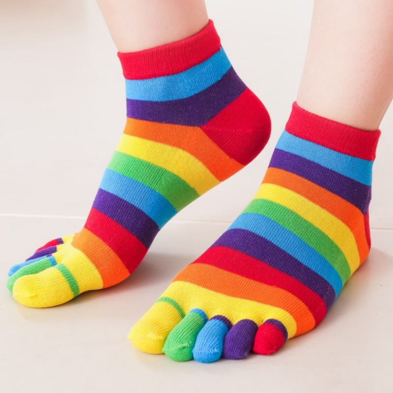 Women's Socks Rainbow Striped  - Toe Sock Split ulasan dan harga