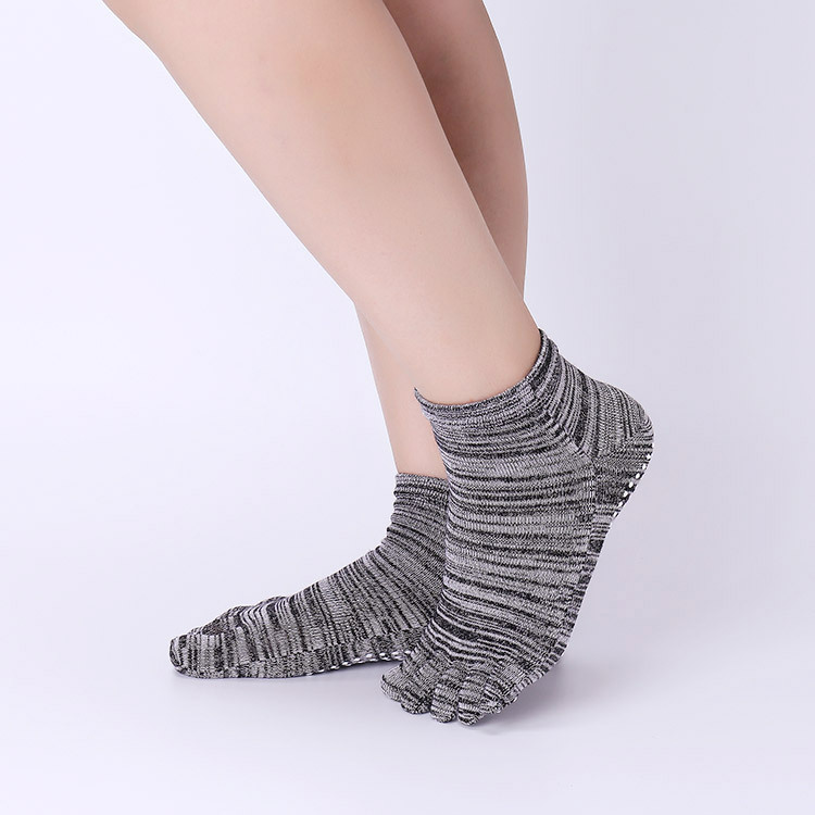 Non-Slip Yoga Socks with Grips - Grip Sock Yoga ulasan dan harga